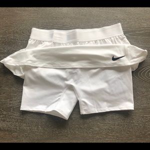Nike Skirts - Nike tennis skirt Nike Skirts - Nike tennis skirt